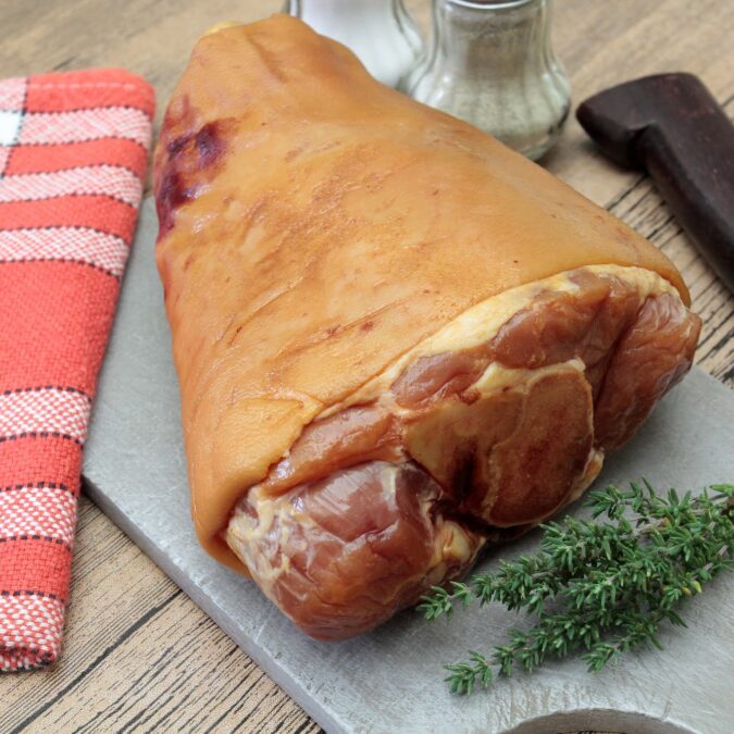 Le jarret de porc sur pommes saut&eacute;es : un classique alsacien qui fait toujours mouche ? Colmar